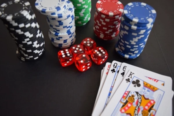 Tìm hiểu sơ lược về Draw Poker