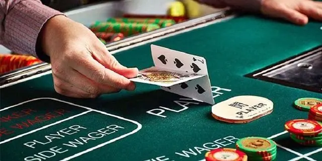 Cách đánh Baccarat thắng ăn tiền tại các sòng casino uy tín