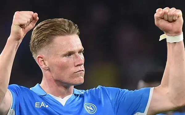 Cạn tiền MU quyết định bào tiếp thương vụ Greenwood, McTominay