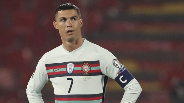 Cristiano Ronaldo thuộc danh sách đội hình tồi nhất vòng bảng World Cup