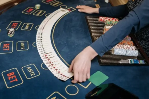 Chìa khóa để chiến thắng tại Casino Online với trò chơi Poker