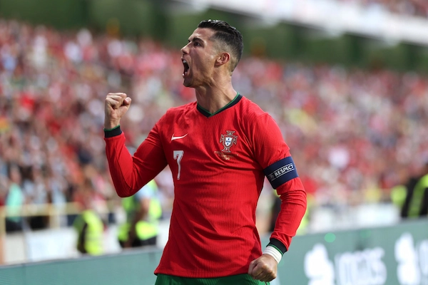 Liệu Cristiano Ronaldo có mất suất đá chính tại World Cup 2026?